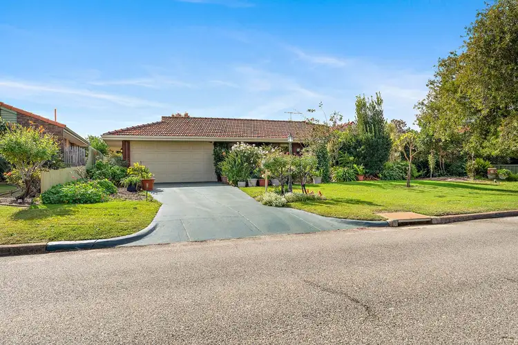 Second view of Homely house listing, 5 Roche Court, Bull Creek WA 6149