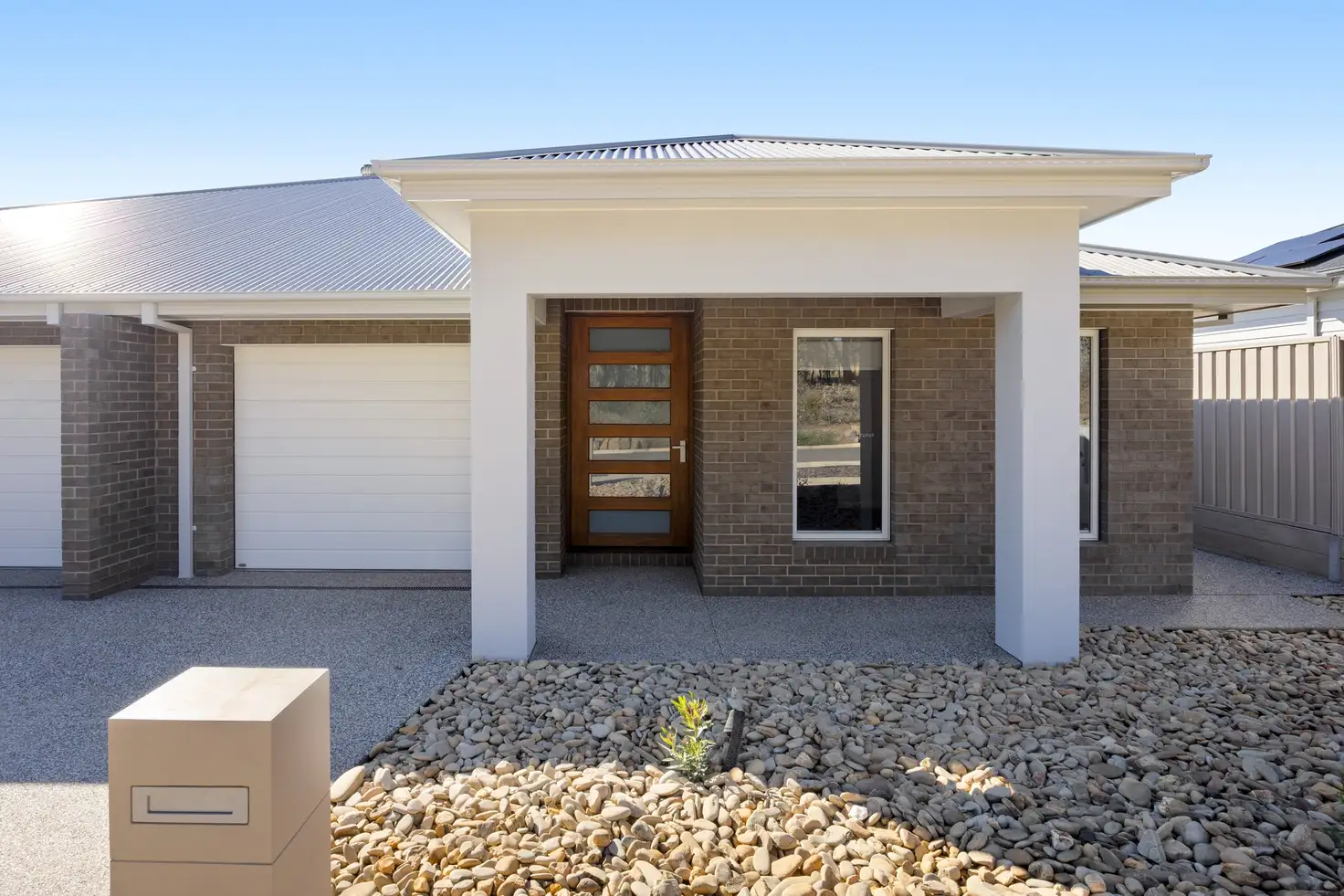 Main view of Homely unit listing, 2/74 Westacott Crescent, Baranduda VIC 3691