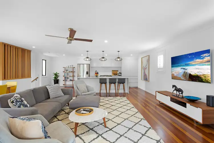 1/10 Messines Crescent, Miami QLD 4220