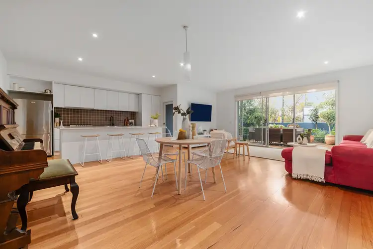 35/2 Barton Drive, Sandhurst VIC 3977