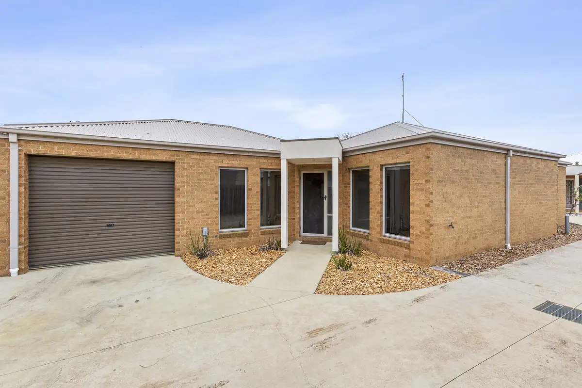 Main view of Homely unit listing, 2/6 Edith Court, St Leonards VIC 3223