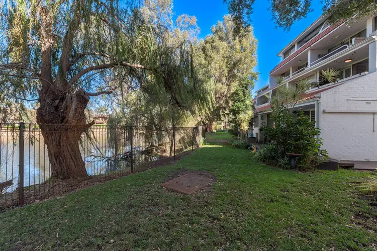 176/12 Wall Street, Maylands WA 6051