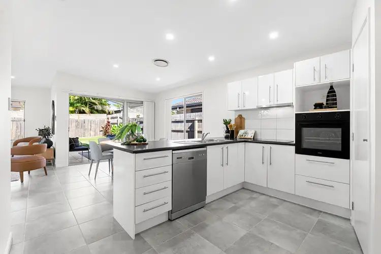 Second view of Homely house listing, 142 Cameron Parade, Wynnum QLD 4178