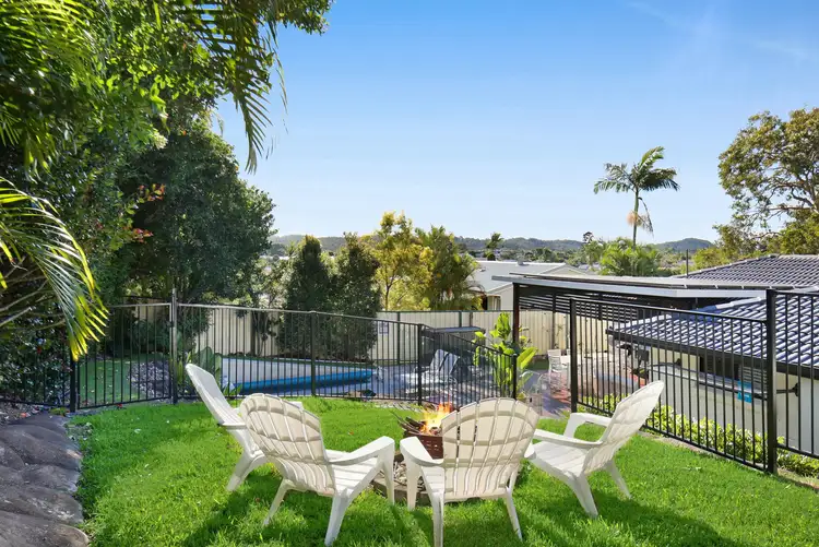 7 Currant Street, Elanora QLD 4221