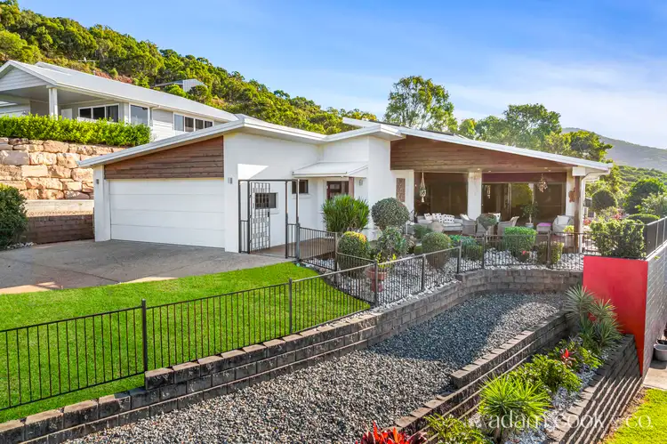 27 Fraser Crescent, Pacific Heights QLD 4703