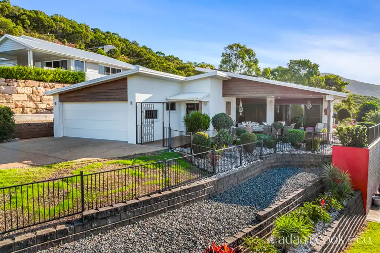 27 Fraser Crescent, Pacific Heights QLD 4703