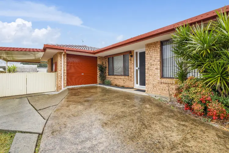 2/9 Mayfair Road, Port Macquarie NSW 2444
