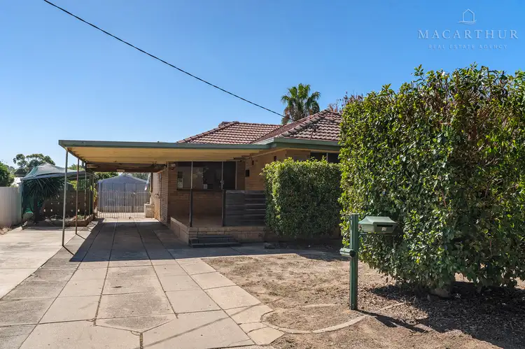 16 Holloway Street, Tolland NSW 2650