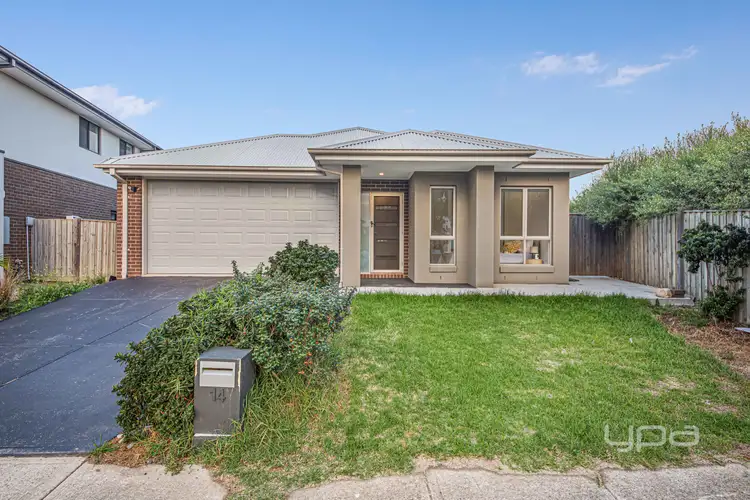 14 Aldinga Avenue, Point Cook VIC 3030