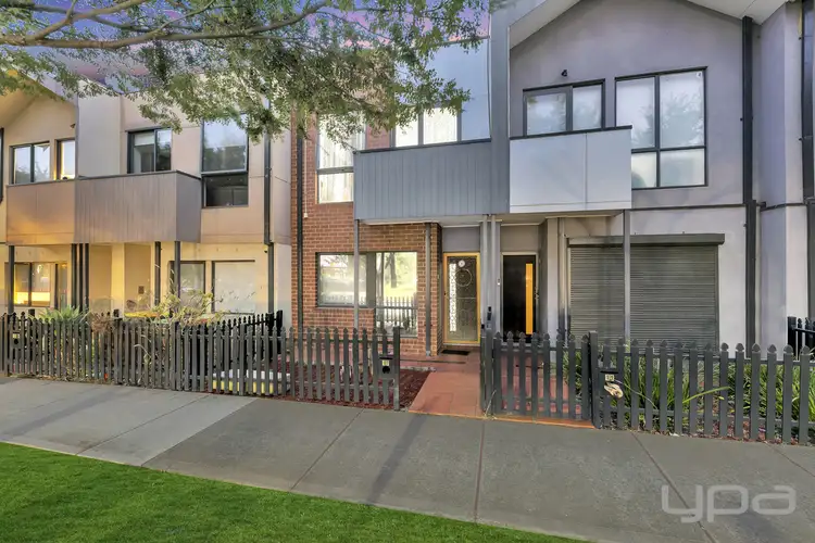17 Huntington Drive, Craigieburn VIC 3064