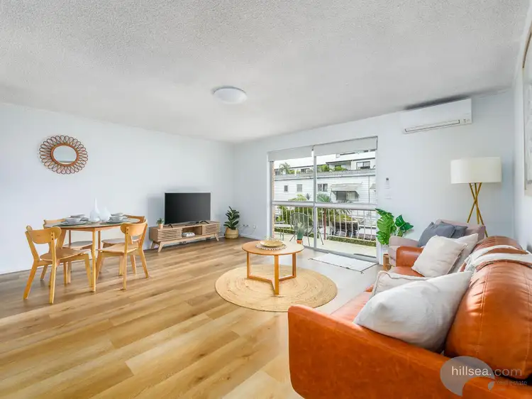 2/30 Labrador Street, Labrador QLD 4215