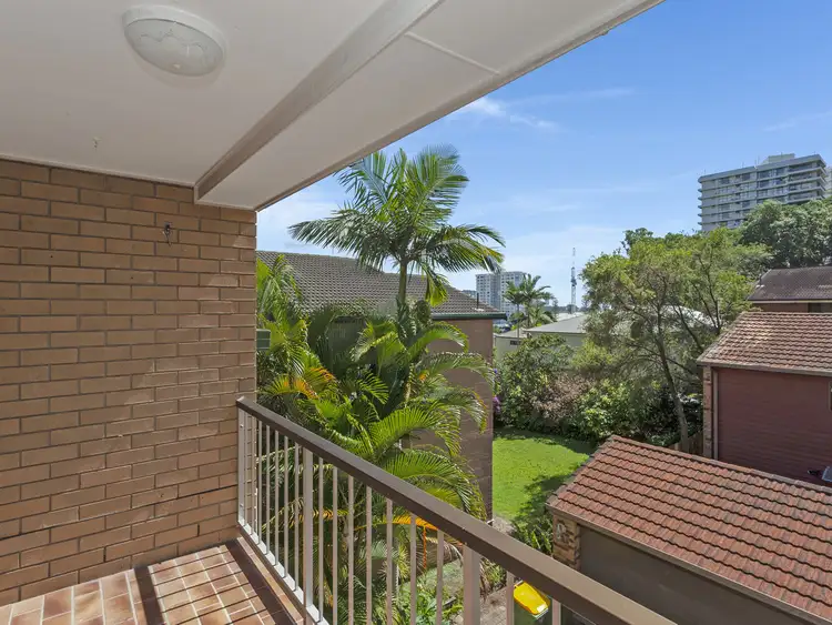 16/11 Hayle Street, Burleigh Heads QLD 4220