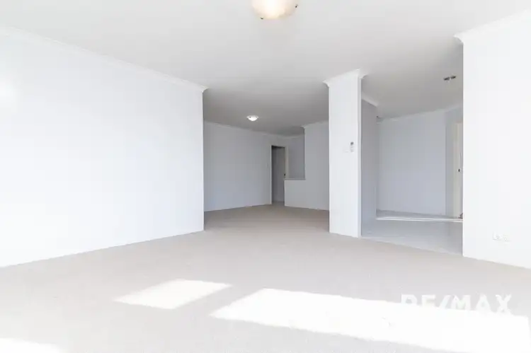 Fourth view of Homely house listing, 10 Arkaba Mews, Ocean Reef WA 6027