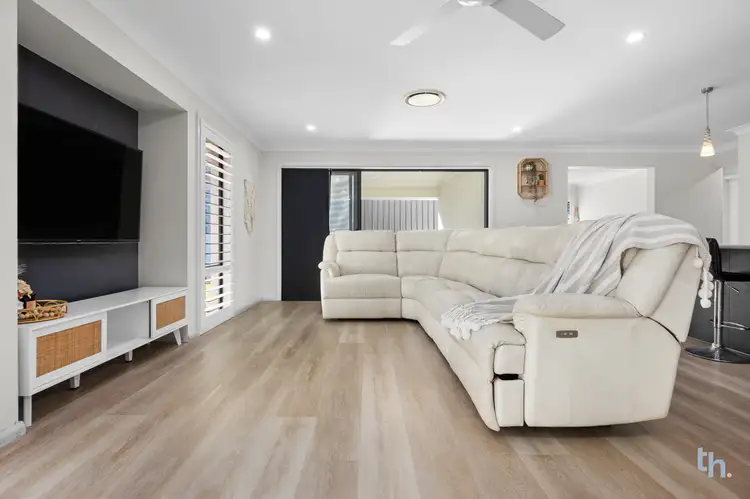 Sixth view of Homely house listing, 14 Woodbridge Drive, Cameron Park NSW 2285