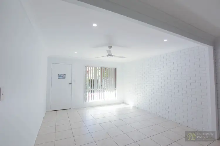 2/20 Pine Avenue, Beenleigh QLD 4207