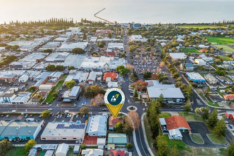 52 Albert Street, Busselton WA 6280