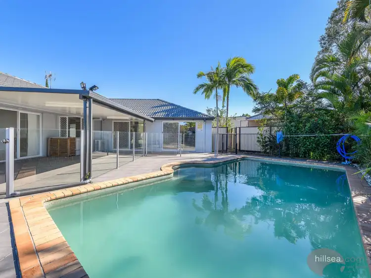 3 Eastbank Terrace, Helensvale QLD 4212