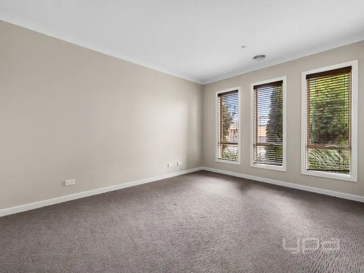 Fifth view of Homely house listing, 3 Citreus Circuit, Brookfield VIC 3338