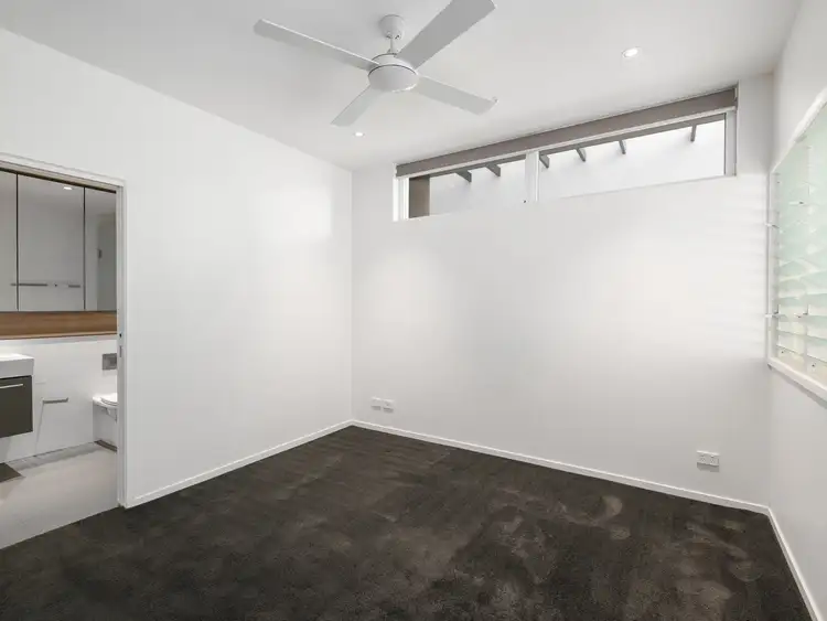 Sixth view of Homely apartment listing, 7/47 Addison Avenue, Bulimba QLD 4171