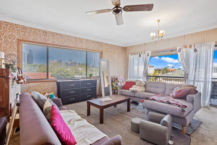 43 Salerno Street, Isle of Capri QLD 4217
