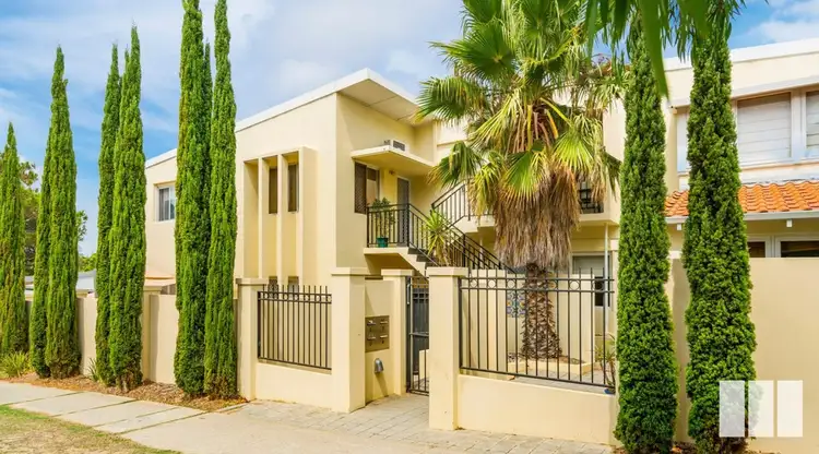 2/246 Broome Street, Cottesloe WA 6011