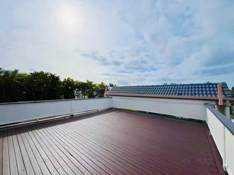 Fourth view of Homely semi-detached listing, U1/2 St Kevins Avenue, Benowa QLD 4217