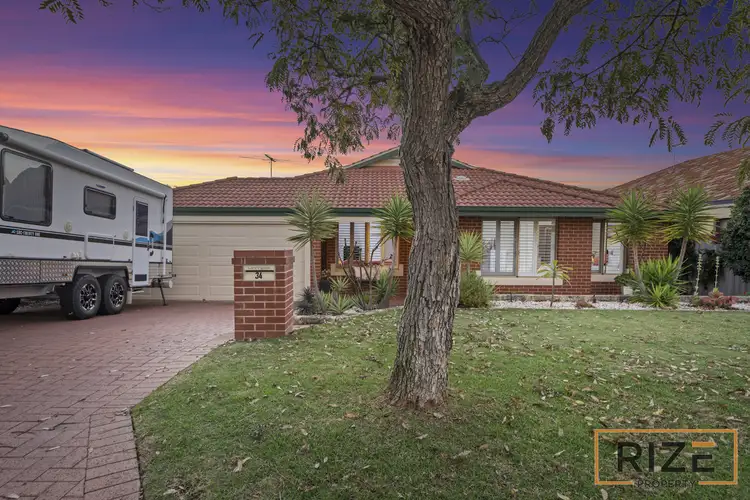 34 Minjah Circuit, Carramar WA 6031