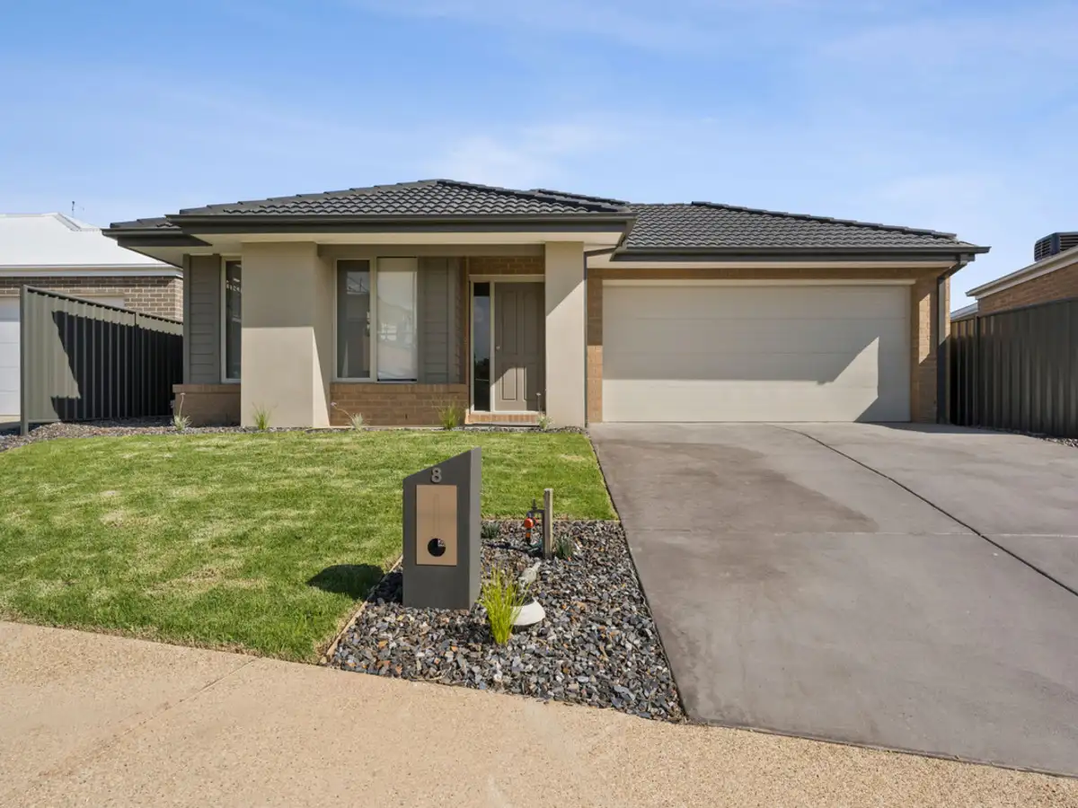 Main view of Homely house listing, 8 Tillers Green Way, Wodonga VIC 3690