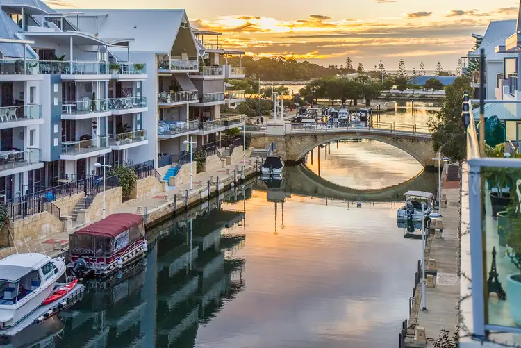 8/9 Florian Mews, Mandurah WA 6210