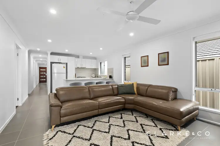 Sixth view of Homely house listing, 1/7 Croft Close, Thornton NSW 2322