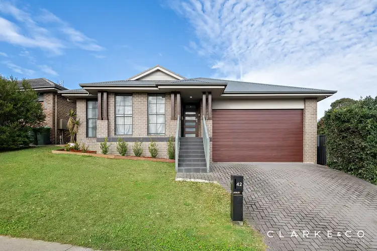 42 Hunterglen Drive, Bolwarra NSW 2320