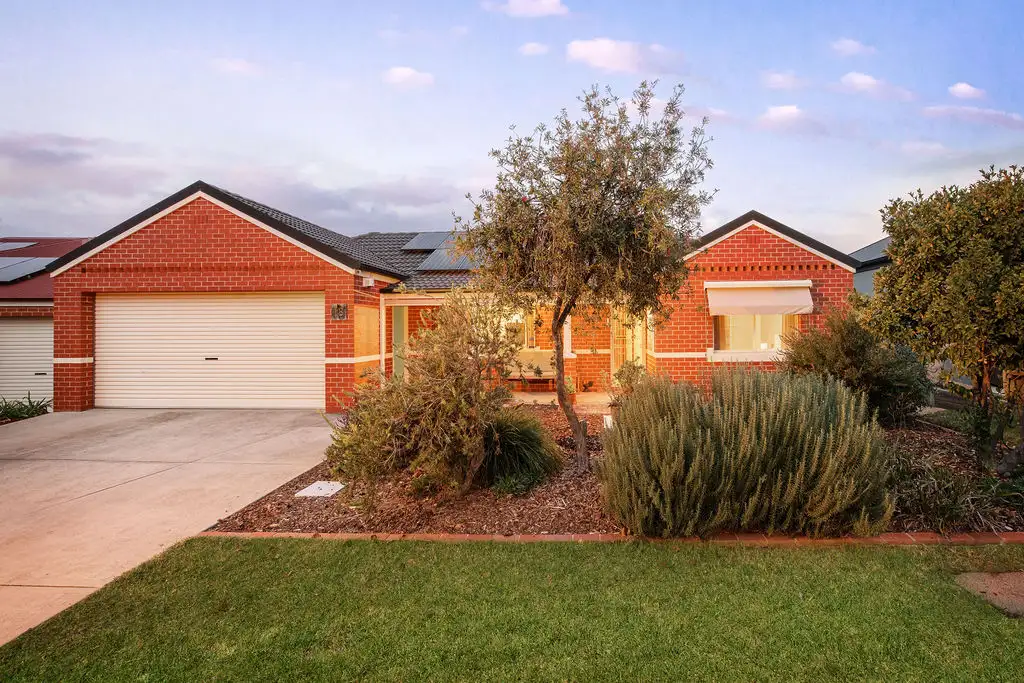 Main view of Homely house listing, 18 Birkdale Terrace, Wodonga VIC 3690