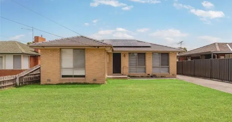 33 Rubicon Street, Dallas VIC 3047