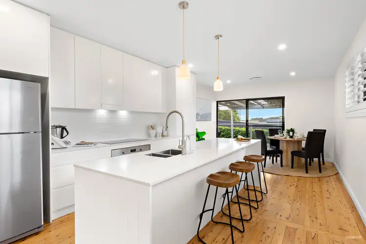 37 Joanne Street, Kotara NSW 2289