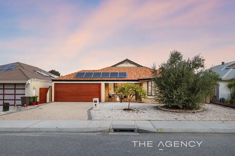 27 Rocklands Loop, Carramar WA 6031