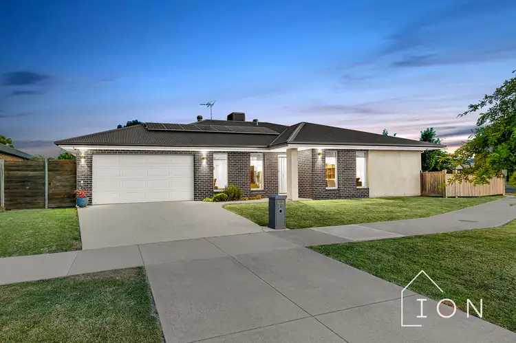 46 Quarters Boulevard, Cranbourne West VIC 3977