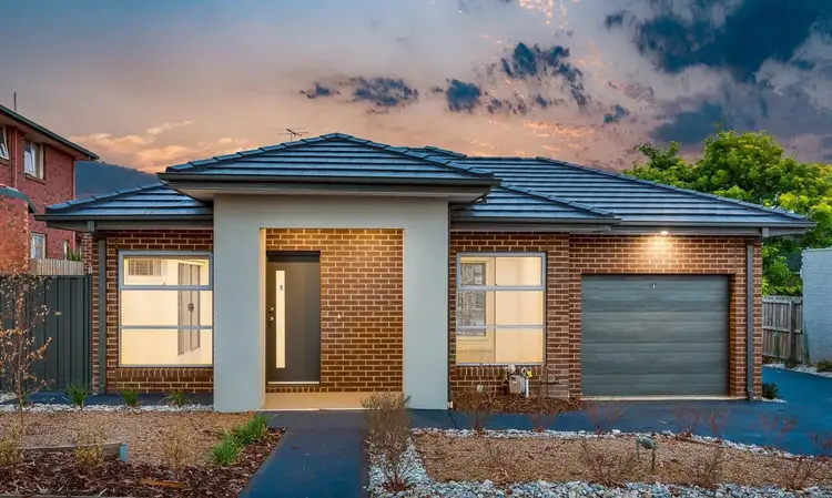 1/16 Banchory Avenue, Hillside VIC 3037