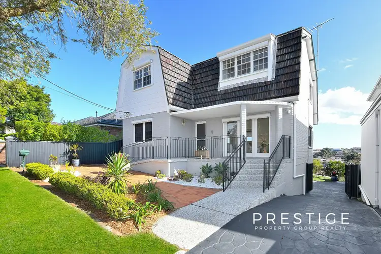 13 Gnarbo Avenue, Carss Park NSW 2221