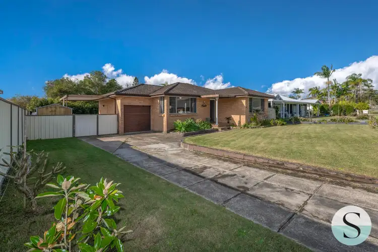 16 Braemar Road, Caves Beach NSW 2281