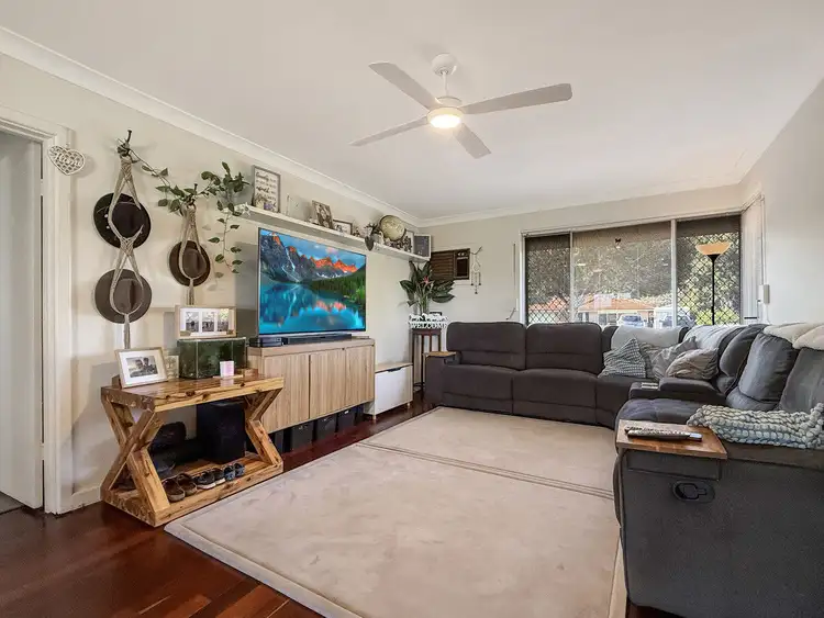 Fourth view of Homely house listing, 5 Worrall Court, Orelia WA 6167