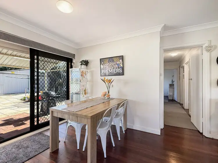 Fifth view of Homely house listing, 5 Worrall Court, Orelia WA 6167