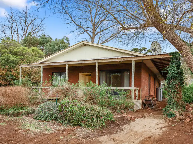 150 Blacks Road, Glenormiston South VIC 3265