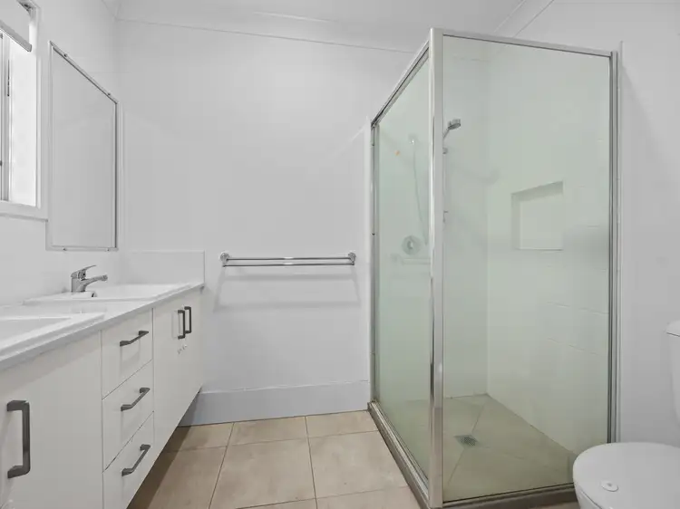 Sixth view of Homely house listing, 5 Woodward Place, Deebing Heights QLD 4306