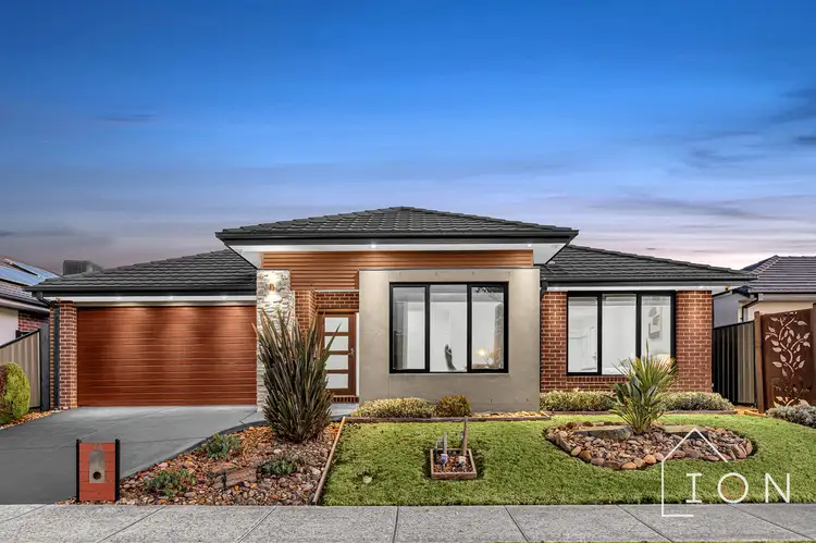 44 Connewara Crescent, Clyde North VIC 3978