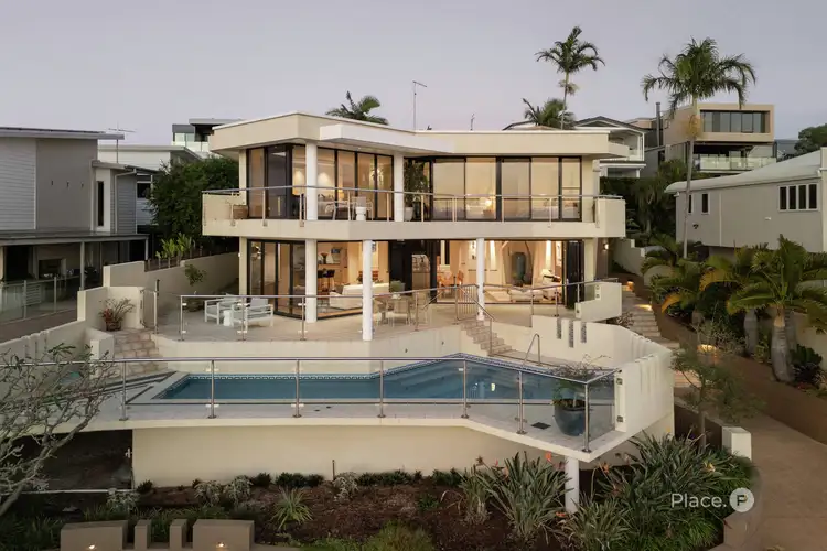 47 Wellington Street