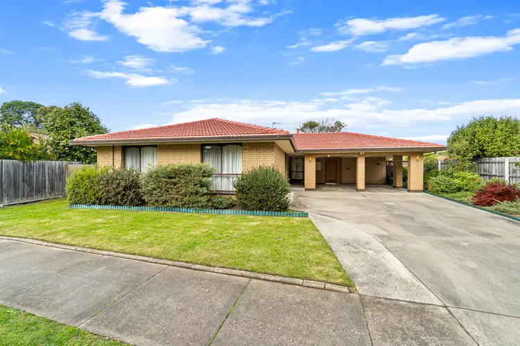 12 Canopus Court, Sale VIC 3850