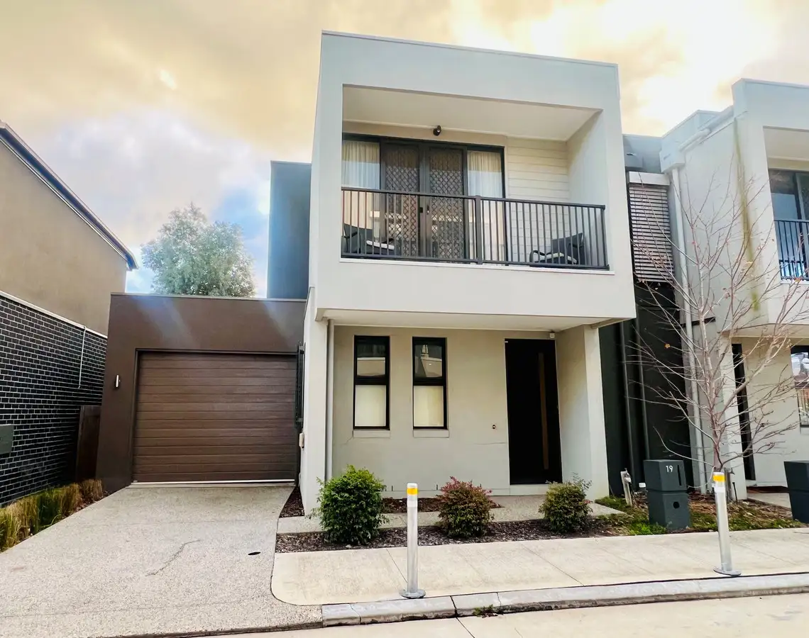 Main view of Homely townhouse listing, 19 Coupling Way, Glenroy VIC 3046