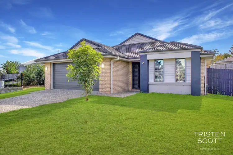 27 Phoebe Way, Gleneagle QLD 4285