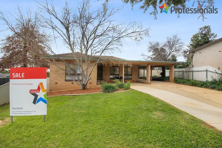 3 Quambi Place, Mount Austin NSW 2650