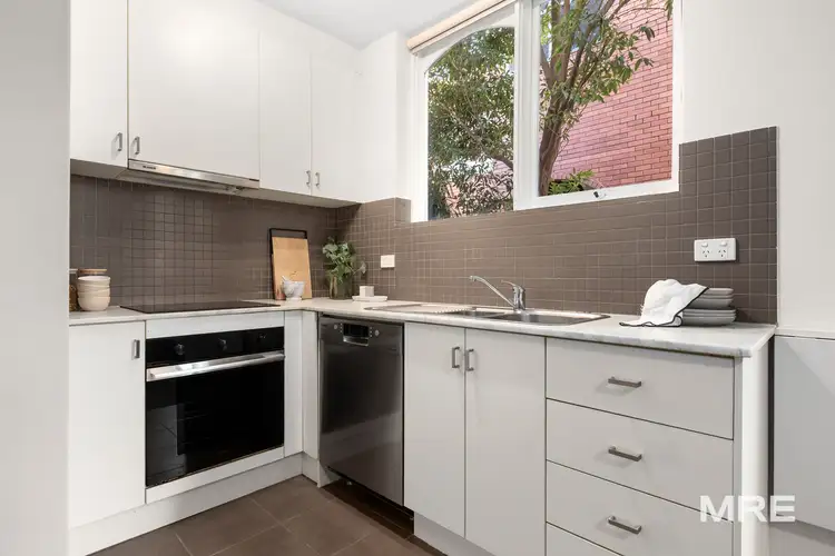 Fifth view of Homely apartment listing, 2/32 Davison Street, Richmond VIC 3121